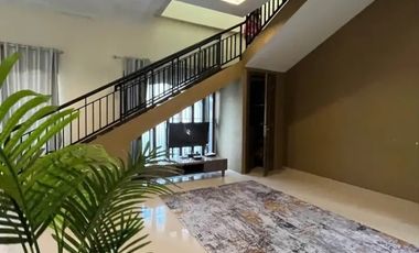 Rumah Mewah di Villa Garden, Pekanbaru