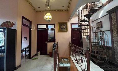 Full Furnished‼️Rumah Cantik Jambangan Surabaya