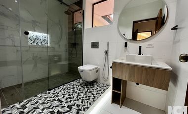 Residencia familiar con piscina en alquiler en Camino de Cruces, cerca de Ciudad del Saber