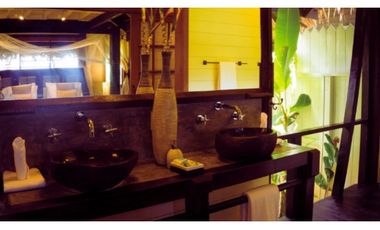 Oportunidad Irrepetible: Hotel de Lujo Llave en Mano en la Mejor Playa de Bocas del Toro