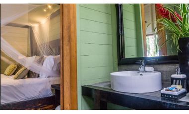 Oportunidad Irrepetible: Hotel de Lujo Llave en Mano en la Mejor Playa de Bocas del Toro