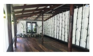 Oportunidad Irrepetible: Hotel de Lujo Llave en Mano en la Mejor Playa de Bocas del Toro