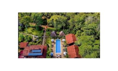 Oportunidad Irrepetible: Hotel de Lujo Llave en Mano en la Mejor Playa de Bocas del Toro