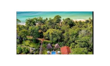 Oportunidad Irrepetible: Hotel de Lujo Llave en Mano en la Mejor Playa de Bocas del Toro