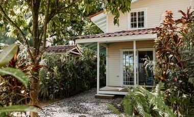 Exclusiva Propiedad Frente al Mar en Bocas del Toro: Un Refugio de Lujo con Potencial de Inversión