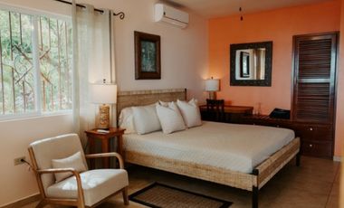 Exclusiva Propiedad Frente al Mar en Bocas del Toro: Un Refugio de Lujo con Potencial de Inversión