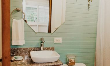 Exclusiva Propiedad Frente al Mar en Bocas del Toro: Un Refugio de Lujo con Potencial de Inversión