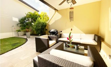 Exclusiva casa en River Valley - Diseño, amplitud y naturaleza en un solo lugar