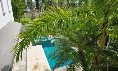 Residencia de Lujo en Balmoral, Costa del Este: Elegancia, Comodidad y Exclusividad