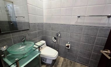 Residencia de Lujo en Balmoral, Costa del Este: Elegancia, Comodidad y Exclusividad