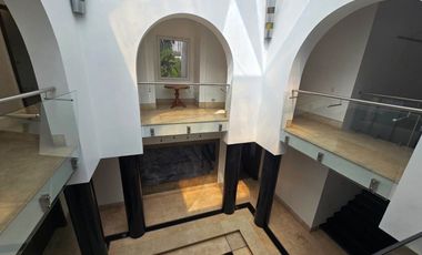 Residencia de Lujo en Balmoral, Costa del Este: Elegancia, Comodidad y Exclusividad