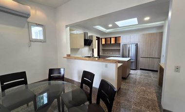 Residencia de Lujo en Balmoral, Costa del Este: Elegancia, Comodidad y Exclusividad