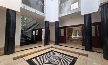 Residencia de Lujo en Balmoral, Costa del Este: Elegancia, Comodidad y Exclusividad