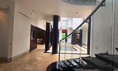 Residencia de Lujo en Balmoral, Costa del Este: Elegancia, Comodidad y Exclusividad