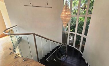 Residencia de Lujo en Balmoral, Costa del Este: Elegancia, Comodidad y Exclusividad