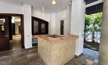 Residencia de Lujo en Balmoral, Costa del Este: Elegancia, Comodidad y Exclusividad