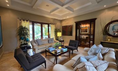 Exclusiva Residencia de Lujo en Costa del Este: Amplitud, Elegancia y Confort