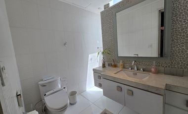 Exclusiva Residencia de Lujo en Costa del Este: Amplitud, Elegancia y Confort