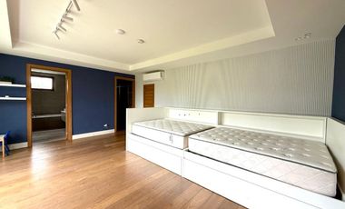 Exclusiva Villa de Lujo en Balmoral, Costa del Este: Un Refugio de Elegancia Moderna