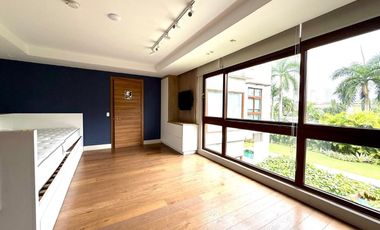 Exclusiva Villa de Lujo en Balmoral, Costa del Este: Un Refugio de Elegancia Moderna