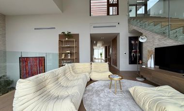 Exclusiva Villa de Lujo en Balmoral, Costa del Este: Un Refugio de Elegancia Moderna