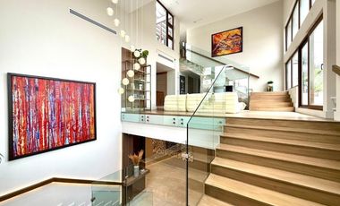 Exclusiva Villa de Lujo en Balmoral, Costa del Este: Un Refugio de Elegancia Moderna