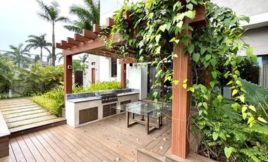 Exclusiva Villa de Lujo en Balmoral, Costa del Este: Un Refugio de Elegancia Moderna