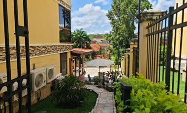 Confort y Naturaleza en Armonía - Casa Ampliada en Camino de Cruces