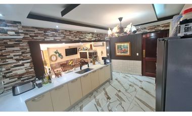 Confort y Naturaleza en Armonía - Casa Ampliada en Camino de Cruces