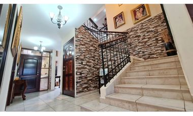 Confort y Naturaleza en Armonía - Casa Ampliada en Camino de Cruces