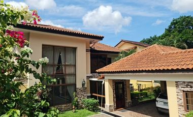 Confort y Naturaleza en Armonía - Casa Ampliada en Camino de Cruces