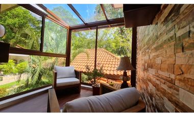 Confort y Naturaleza en Armonía - Casa Ampliada en Camino de Cruces