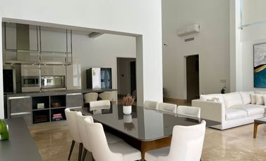 Su Hogar Soñado le Espera en Fairway Estate - Espacio, Elegancia y Privacidad Santa Maria