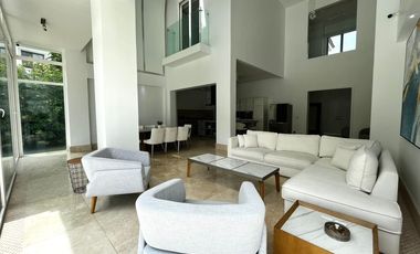 Su Hogar Soñado le Espera en Fairway Estate - Espacio, Elegancia y Privacidad Santa Maria