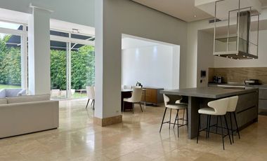 Su Hogar Soñado le Espera en Fairway Estate - Espacio, Elegancia y Privacidad Santa Maria