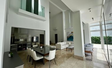 Su Hogar Soñado le Espera en Fairway Estate - Espacio, Elegancia y Privacidad Santa Maria