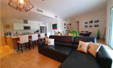 Apartamento en Planta Baja en Buenaventura, Puntarenas: la mezcla perfecta de Golf y Playa