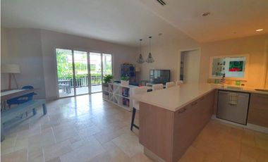 Apartamento en Planta Baja en Buenaventura, Puntarenas: la mezcla perfecta de Golf y Playa