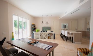 Apartamento en Planta Baja en Buenaventura, Puntarenas: la mezcla perfecta de Golf y Playa