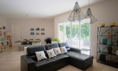 Apartamento en Planta Baja en Buenaventura, Puntarenas: la mezcla perfecta de Golf y Playa