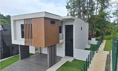 ALBROOK 9 - Exclusivas Casas en Preventa | Clayton - Ciudad de Panamá