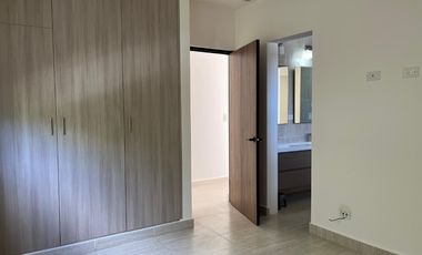 CASA DE ESQUINA EN PH NATIVA REMODELADA CON SISTEMA DE DOMOTICA.