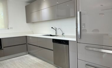 CASA DE ESQUINA EN PH NATIVA REMODELADA CON SISTEMA DE DOMOTICA.