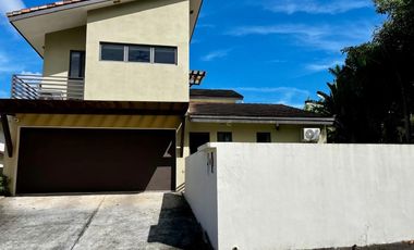 CASA DE ESQUINA EN PH NATIVA REMODELADA CON SISTEMA DE DOMOTICA.