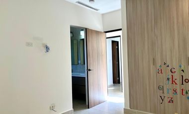 CASA DE ESQUINA EN PH NATIVA REMODELADA CON SISTEMA DE DOMOTICA.