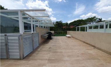 Moderno Town Houses en Clayton Heights de 3 niveles