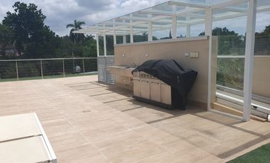 Moderno Town Houses en Clayton Heights de 3 niveles