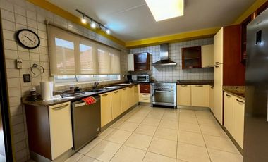 Espacio y Confort en Cada Rincón: Casa en Camino de Cruces