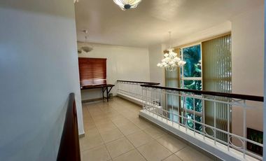 Espacio y Confort en Cada Rincón: Casa en Camino de Cruces