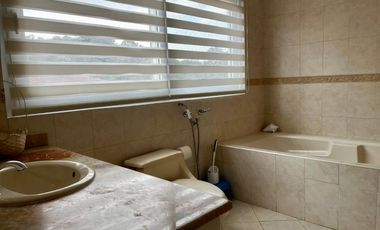 Espacio y Confort en Cada Rincón: Casa en Camino de Cruces